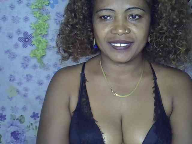 Sexywife1 webcam