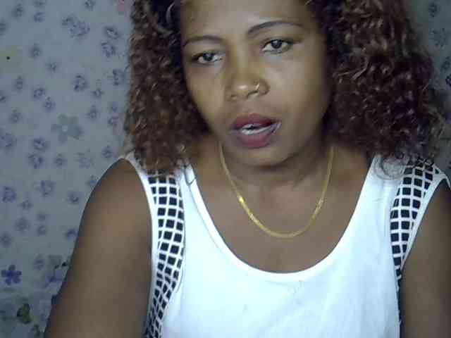 Sexywife1 webcam