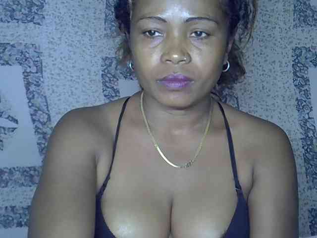 Sexywife1 webcam
