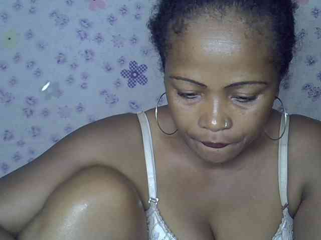 Sexywife1 webcam
