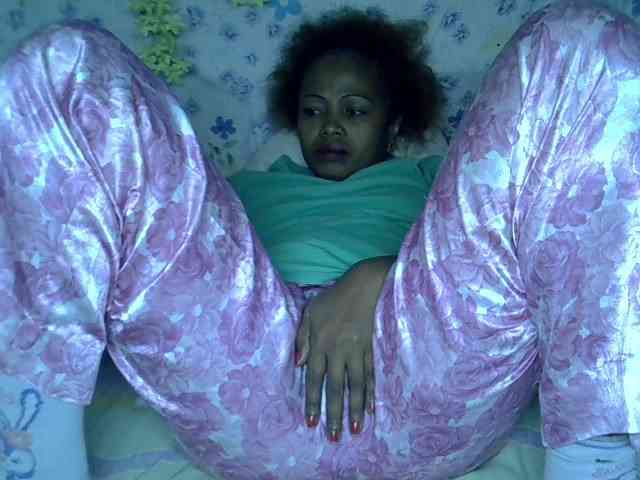 Sexywife1 webcam