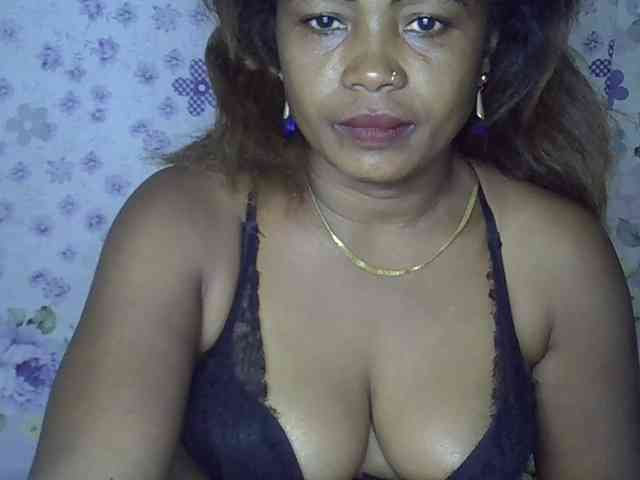 Sexywife1 webcam