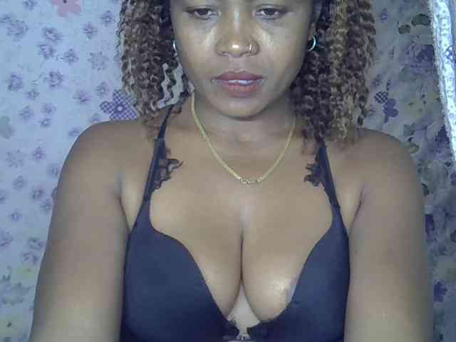 Sexywife1 webcam