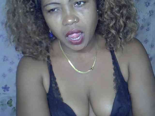 Sexywife1 webcam