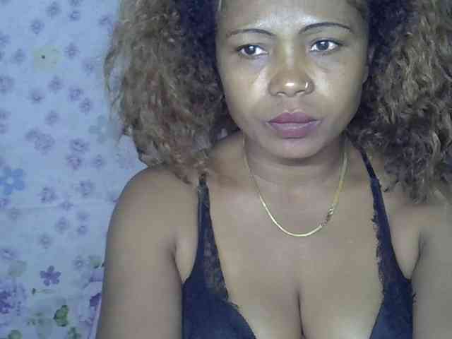 Sexywife1 webcam