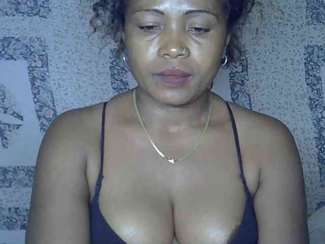 Modèle: Sexywife1