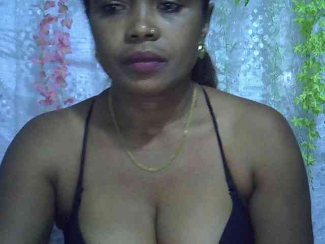 Sexywife1 webcam