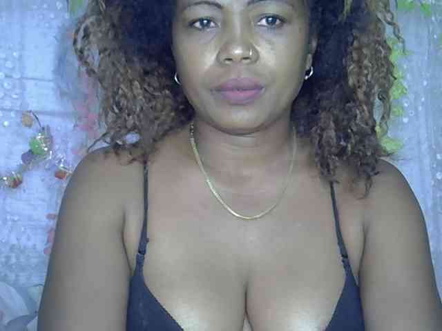 Modèle: Sexywife1