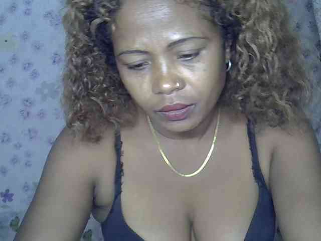 Sexywife1 webcam