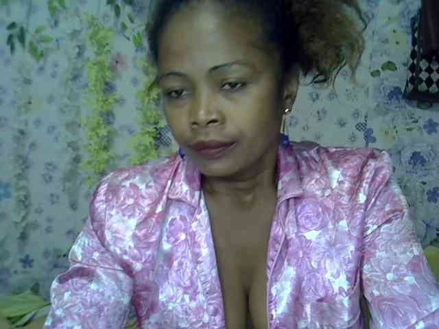 Modèle: Sexywife1