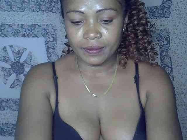 Sexywife1 webcam
