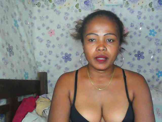 Sexywife1 webcam