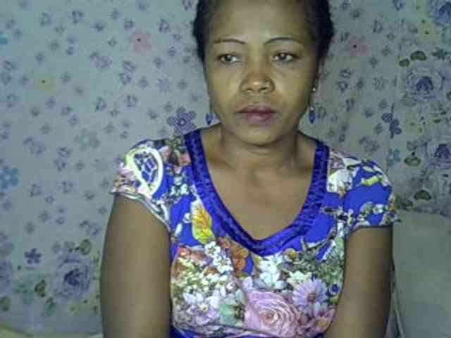 Sexywife1 webcam