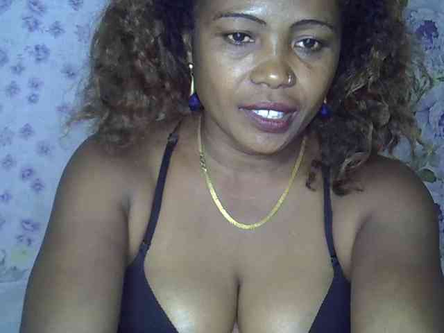 Sexywife1 webcam