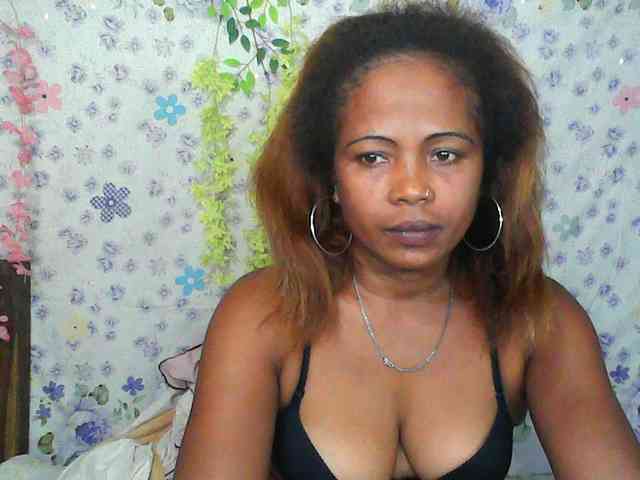 Sexywife1 webcam