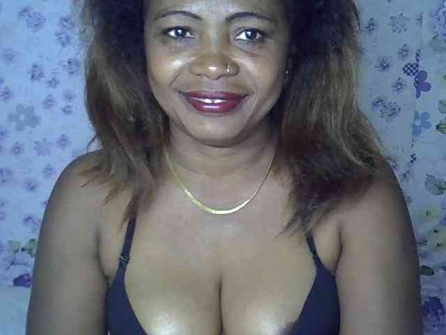 Sexywife1 webcam