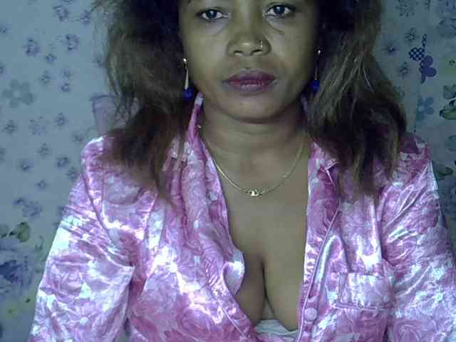 Sexywife1 webcam