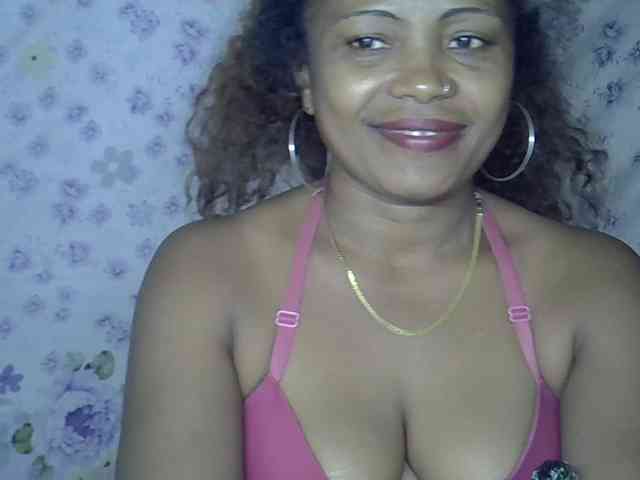 Sexywife1 webcam