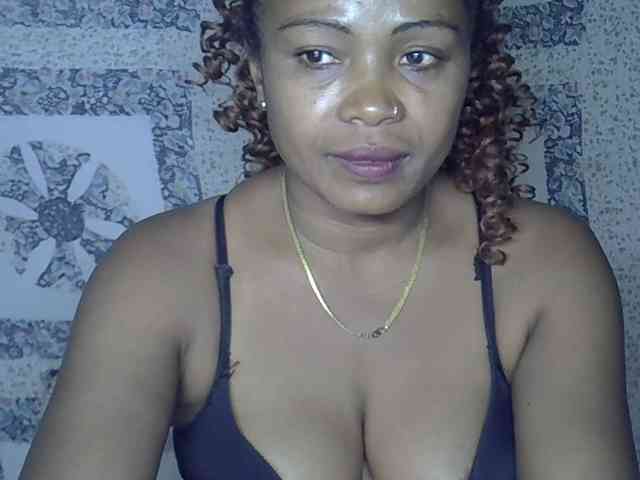 Sexywife1 webcam
