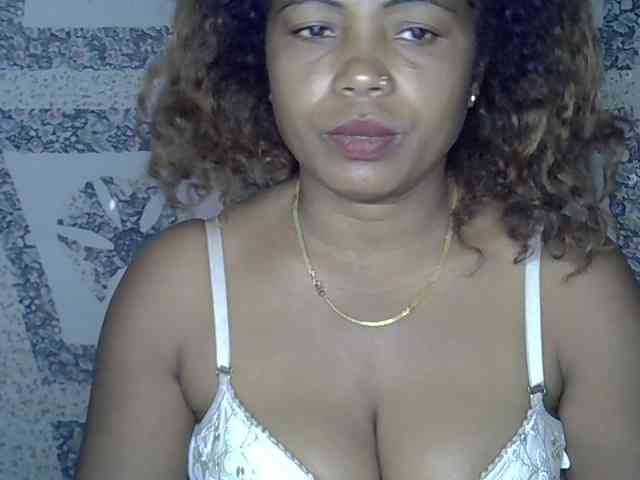 Sexywife1 webcam