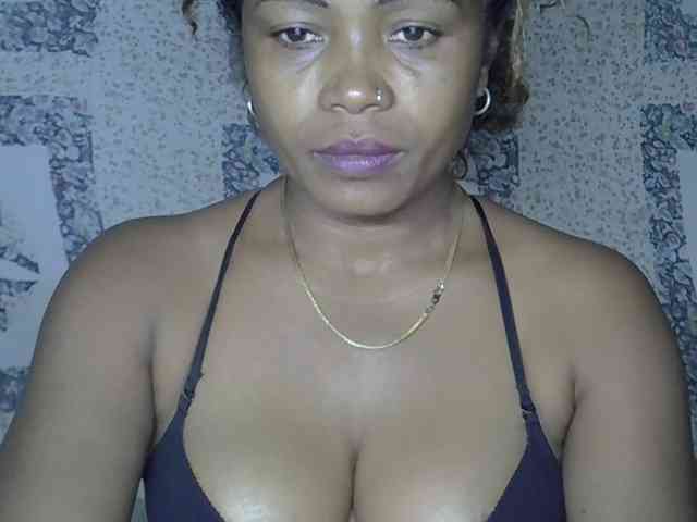 Sexywife1 webcam