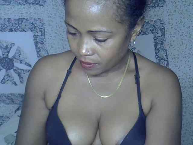 Sexywife1 webcam