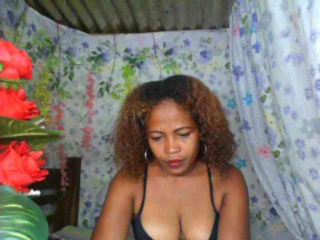 Sexywife1 webcam