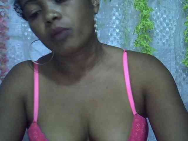 Sexywife1 webcam