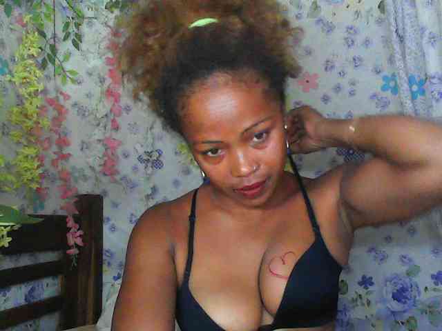 Sexywife1 webcam