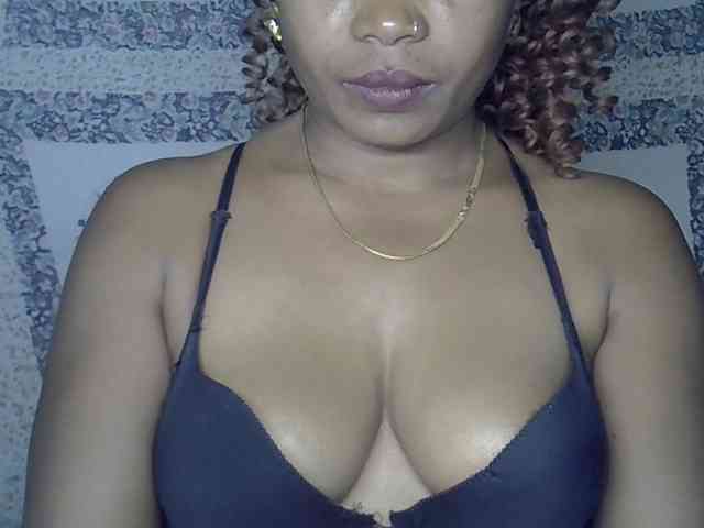 Sexywife1 webcam