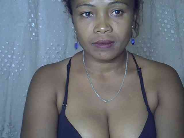 Sexywife1 webcam