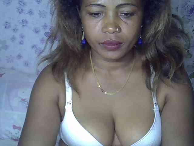 Sexywife1 webcam