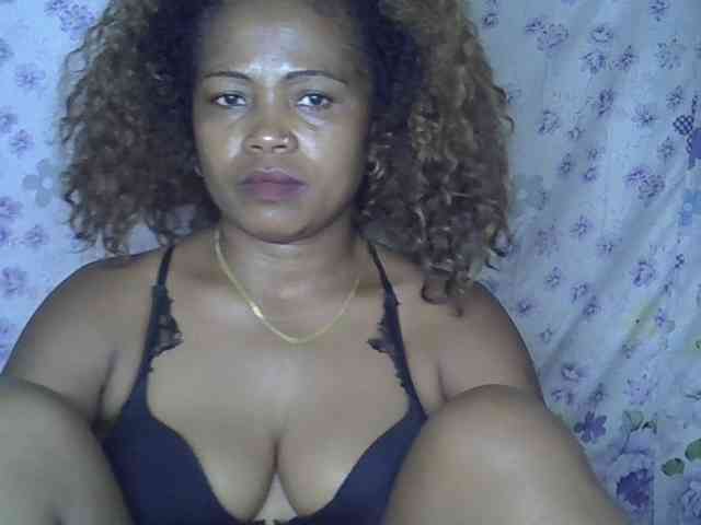 Sexywife1 webcam
