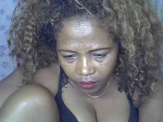 Sexywife1 webcam