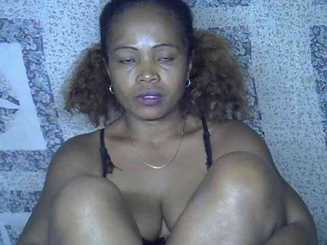 Sexywife1 webcam