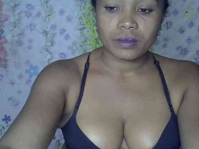 Sexywife1 webcam