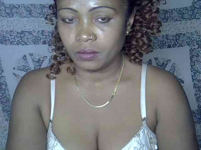 Sexywife1 webcam