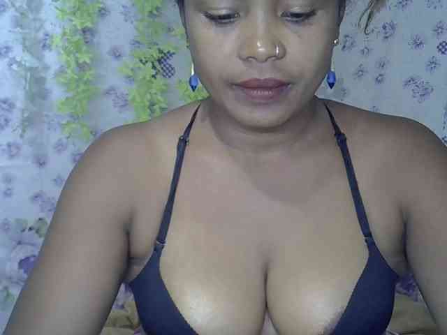 Sexywife1 webcam