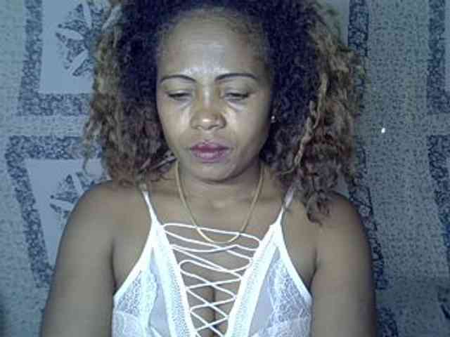 Sexywife1 webcam