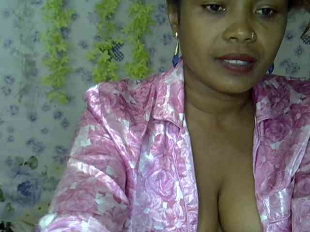 Sexywife1 webcam