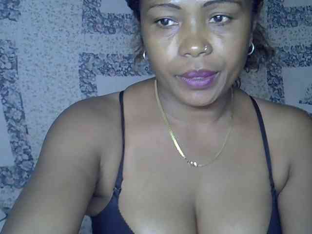 Sexywife1 webcam