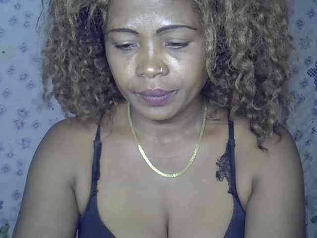 Sexywife1 webcam