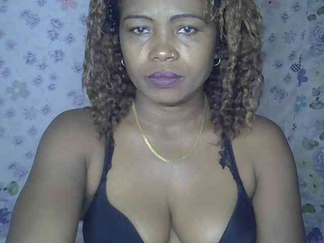 Sexywife1 webcam