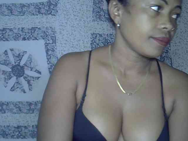 Sexywife1 webcam