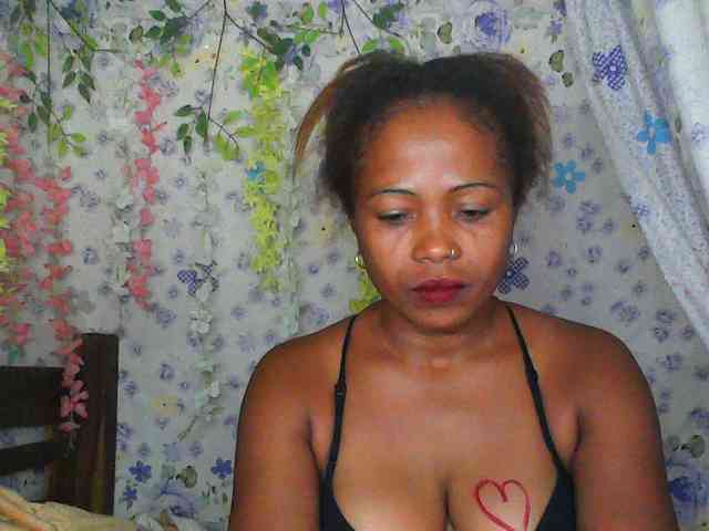 Sexywife1 webcam