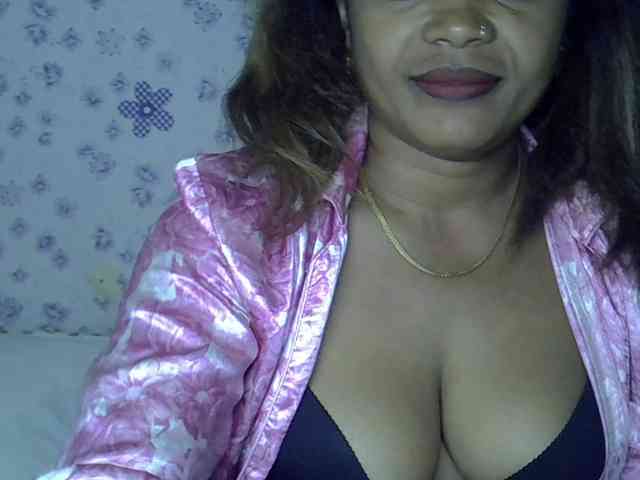 Sexywife1 webcam