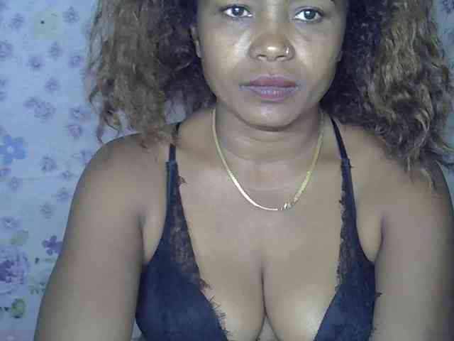 Sexywife1 webcam