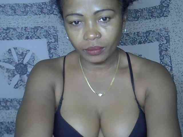 Sexywife1 webcam