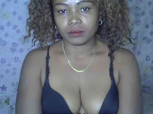 Sexywife1 webcam