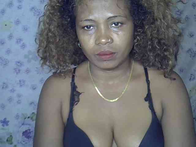 Sexywife1 webcam